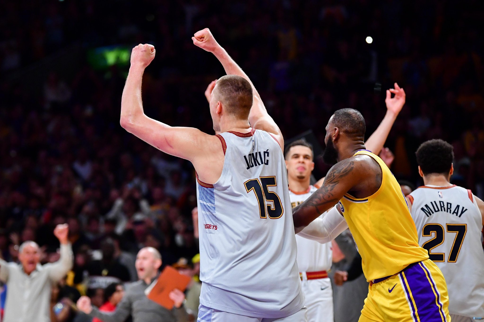 乐鱼赛前NBA总决赛焦点战，法兰克福迎来里程碑，气氛紧张，身体对抗强度拉满的简单介绍